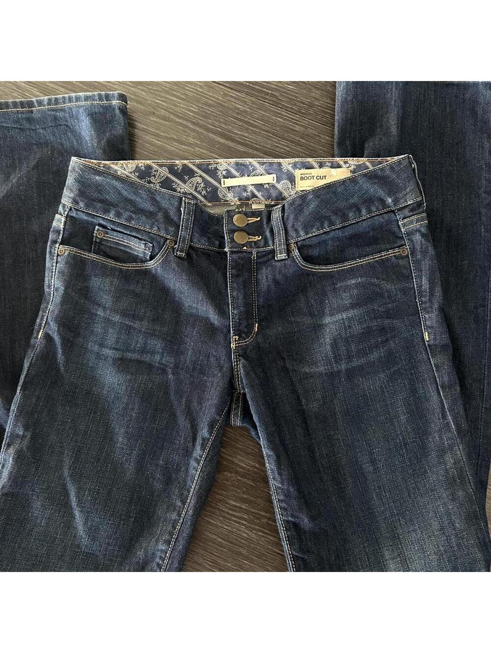 Gap low rise bootcut jeans with gold detailing